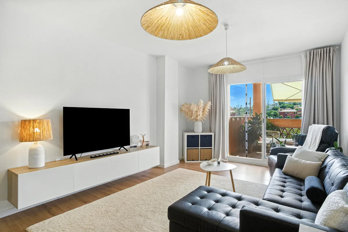 a8afbe9e-7fa5-4f26-94d8-a9aee83d226b