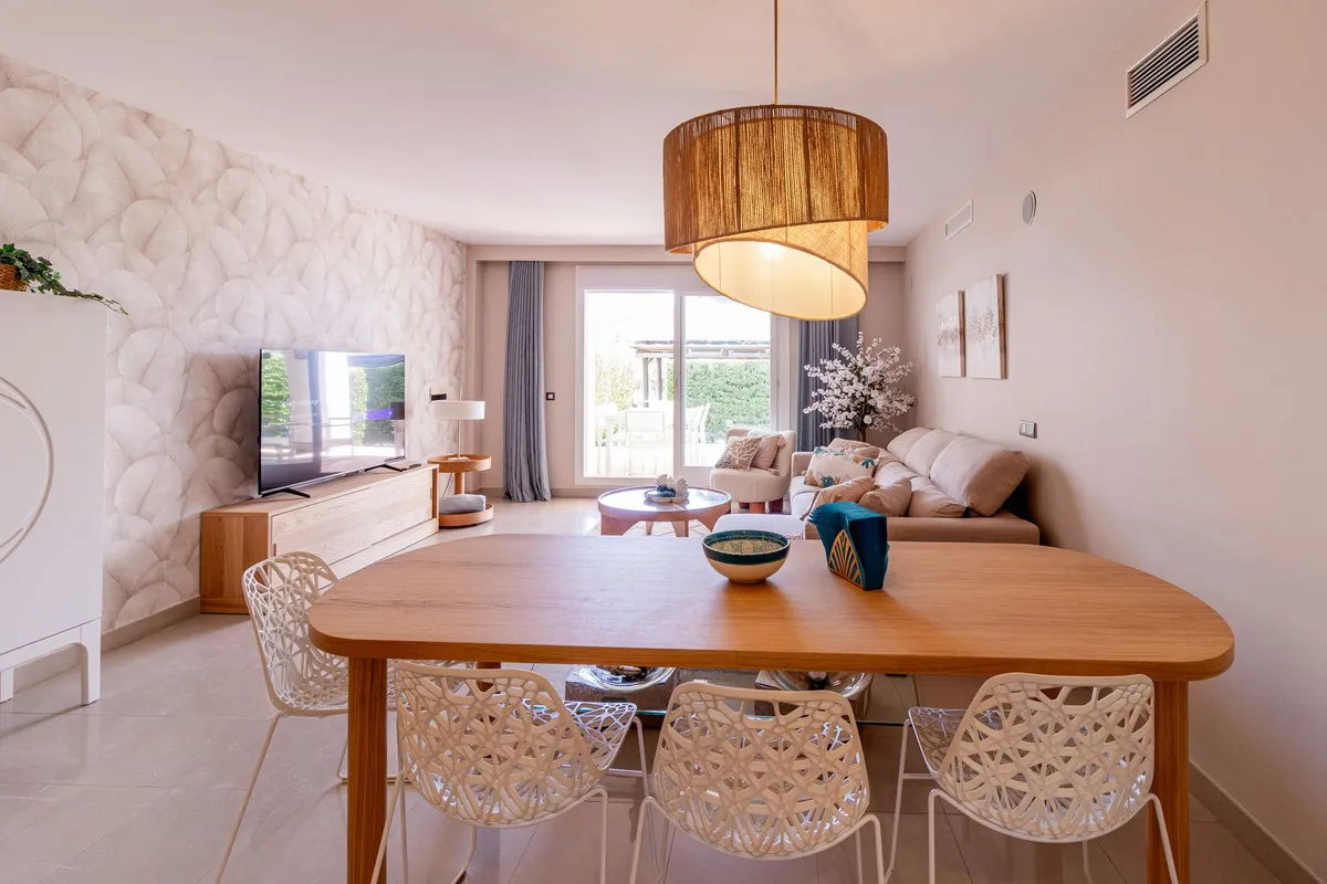 10f9802b-3692-48eb-83c4-9a26085454d6