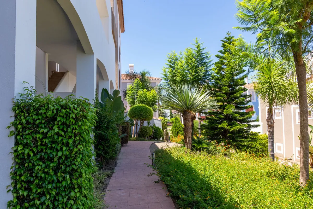 77c6e0ba-1bce-48b6-9989-873871400eb0