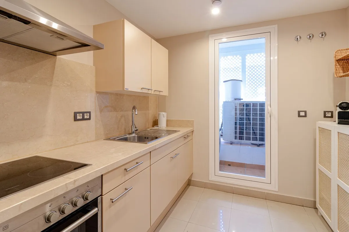 81926057-3fd8-47bf-b225-cc240ada68c9