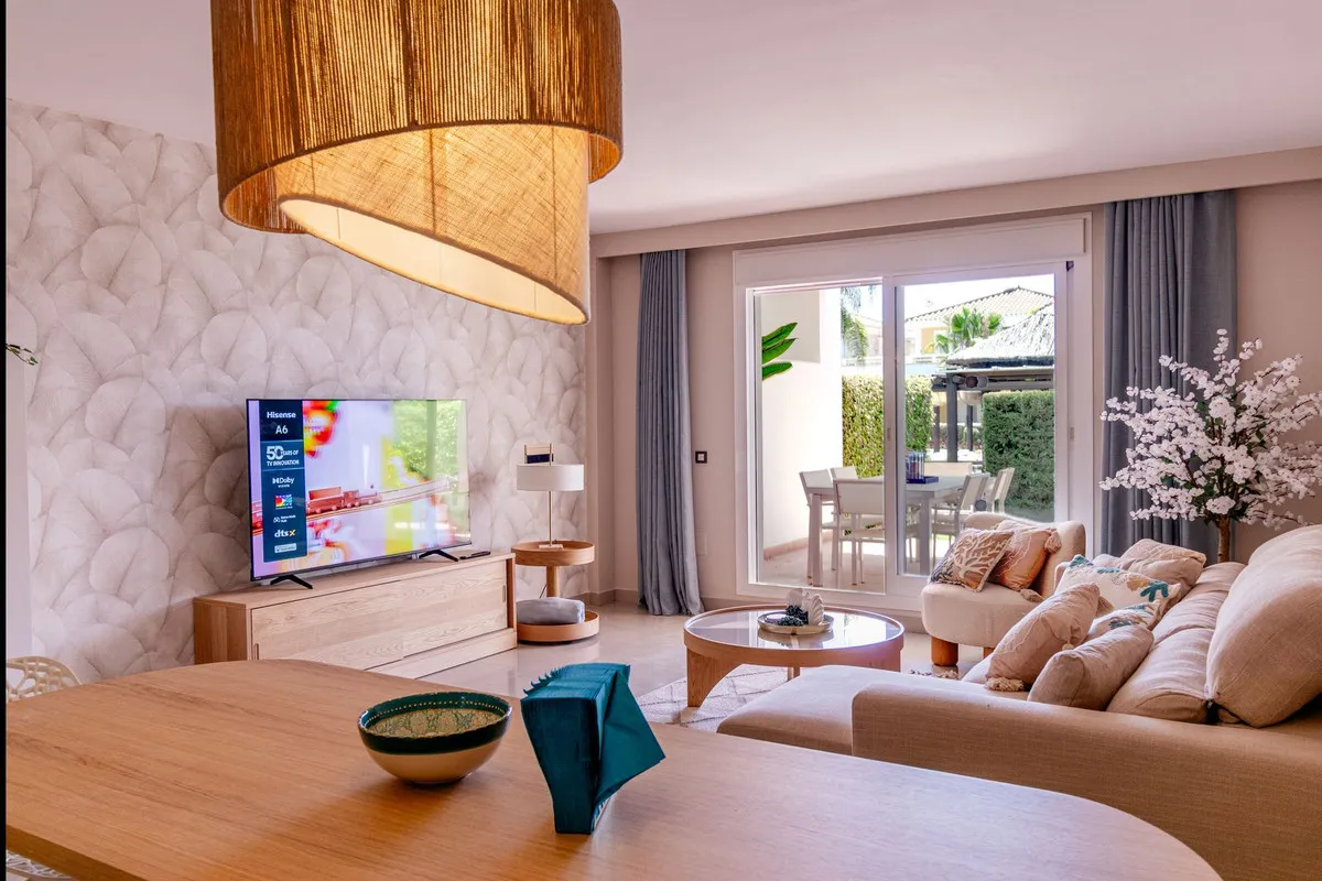 b556cd1d-c2f7-4662-a056-fe1e41ead4d5