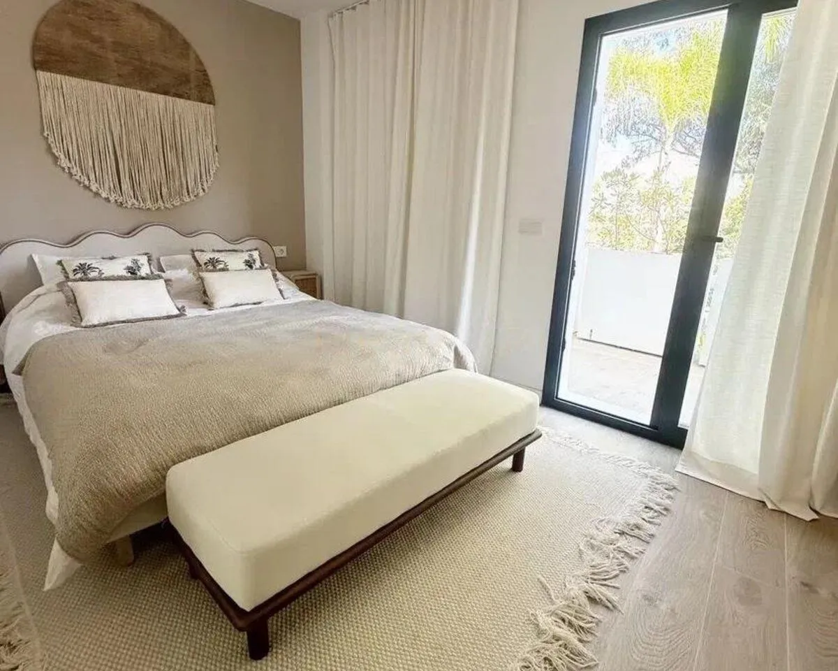 f63b8c4d-3f3f-4c47-859e-10279d6efd7b