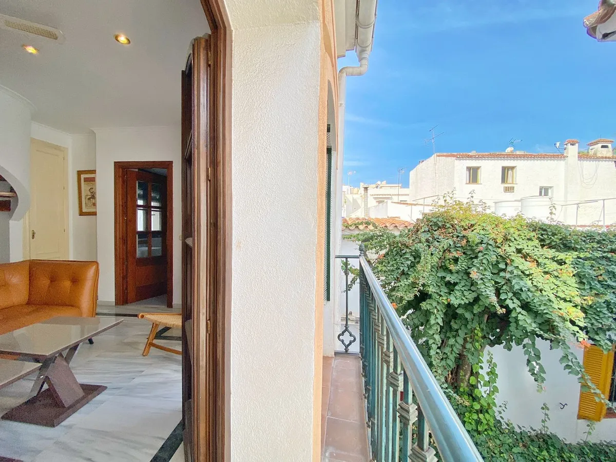 85fae599-b8ab-467f-9a50-4878c780d23c