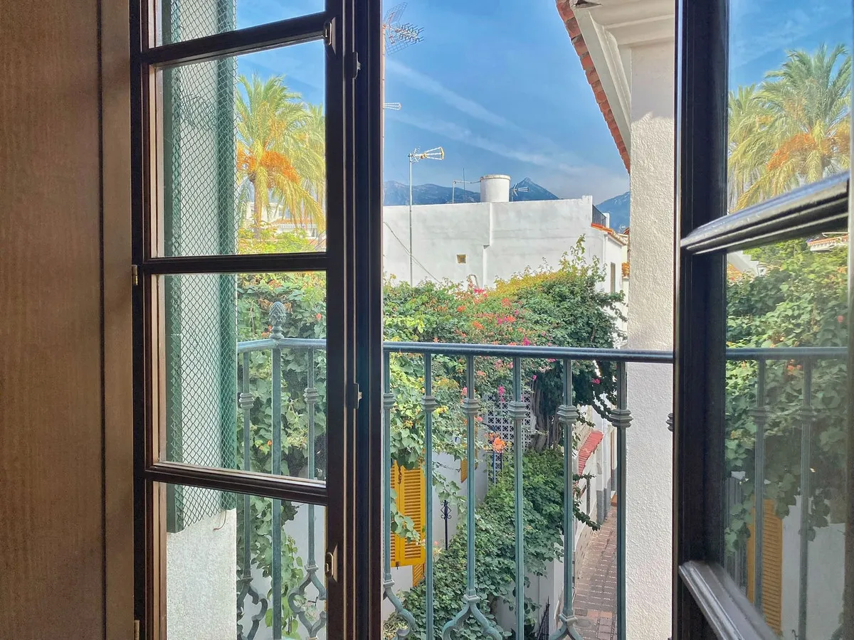 9eabe510-d68b-41bc-a524-44f1232ec854