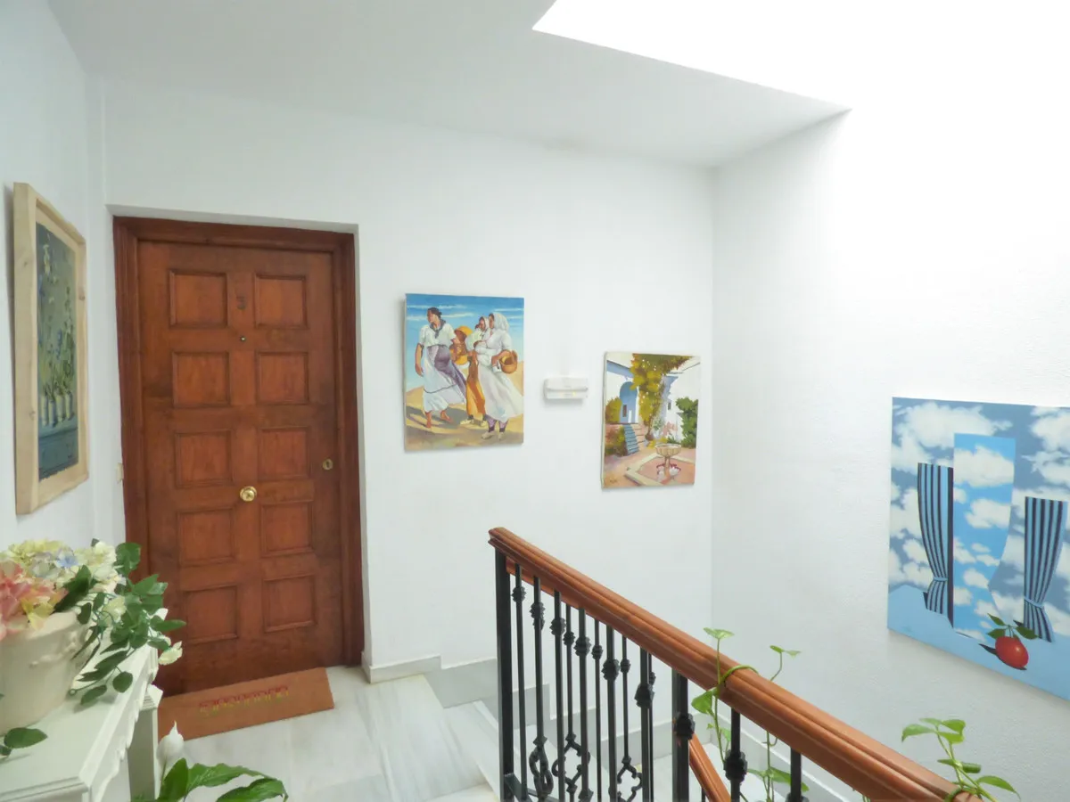 efb02084-6e1e-41d2-ba10-31bd07ed6666