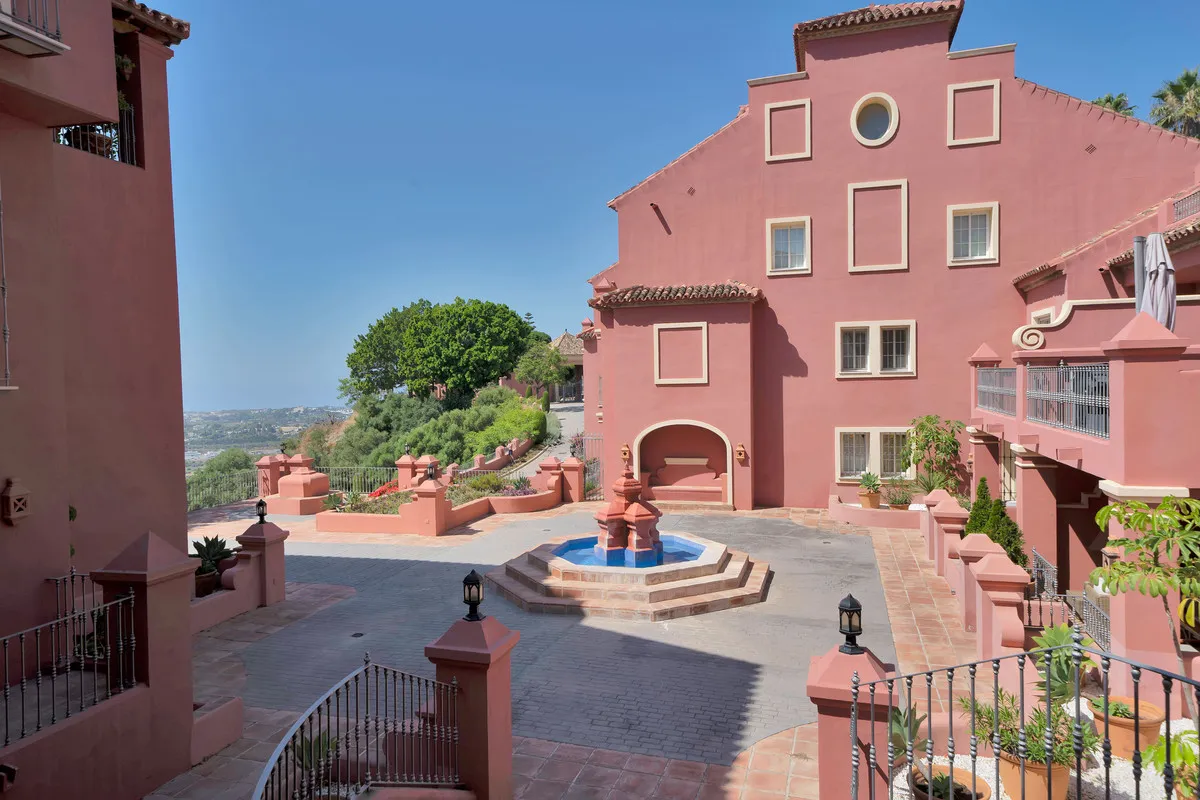 0eae4726-fe13-4f2b-b4e0-70dc19c49c41