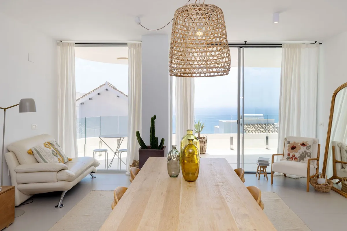 4b28ebb7-213f-47cf-9aa3-632ab9ea0c58