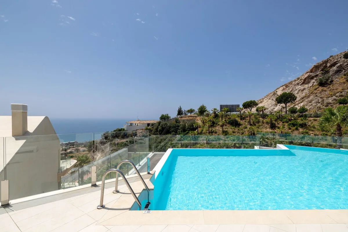 878dd82e-c39e-4973-9f90-e50eb7993d2d