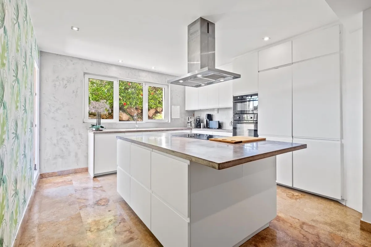 5a2d6cda-e966-41cd-828f-c8f5d2ecc2c2