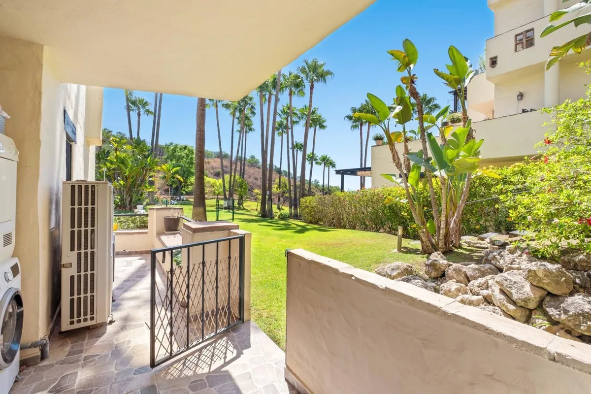 cbd76eea-7b04-45f0-b752-72f5589526c9