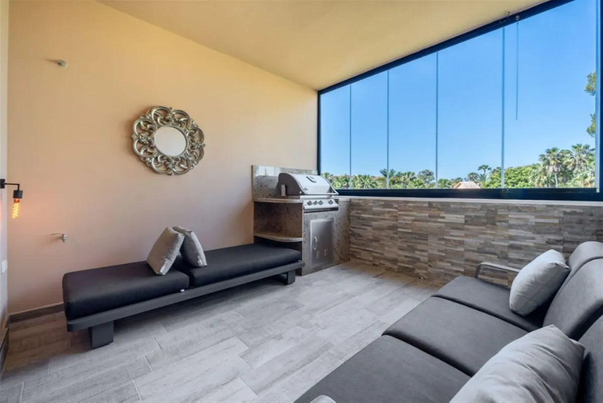 66d6b4a2-07c9-4c5b-beaf-9d651ed89477