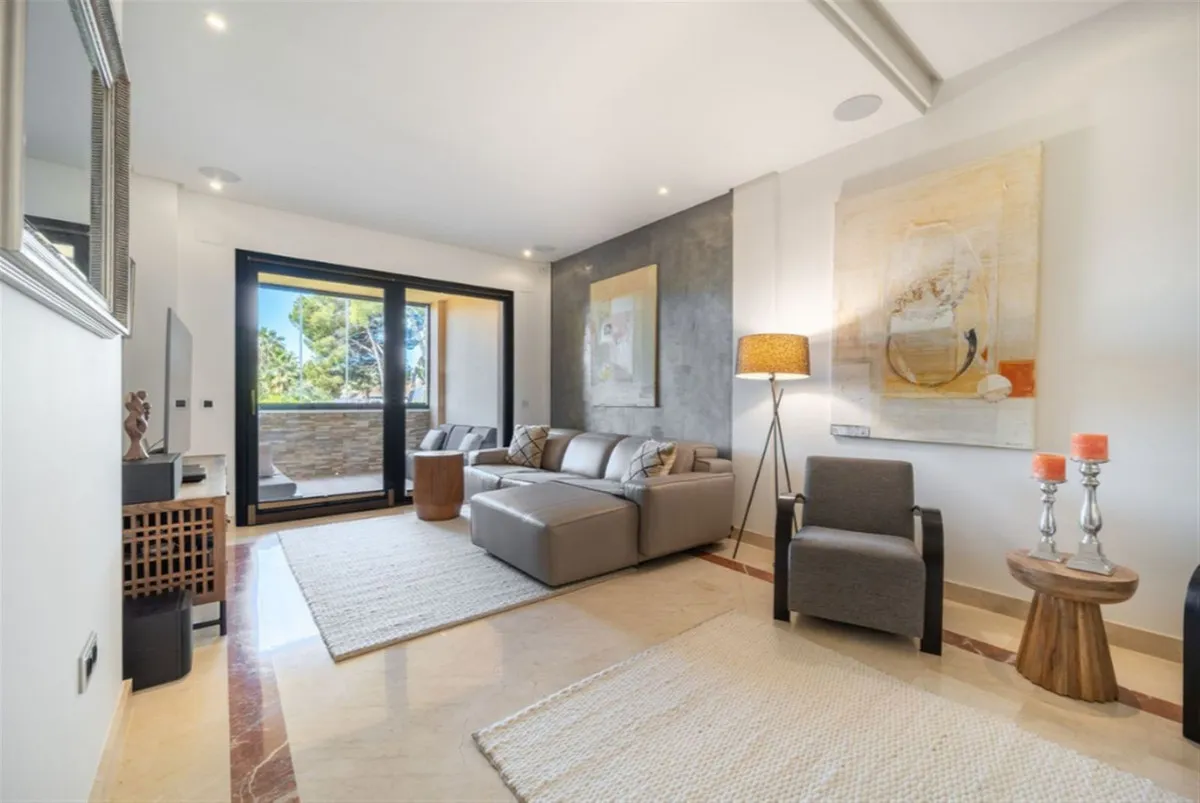 a4453201-9e3a-463e-bcdd-ea326d252ca7