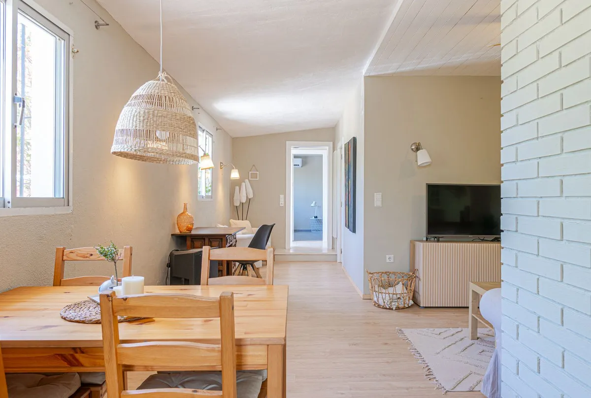 cf432997-f5f0-4348-8ada-3a9718cfc49a