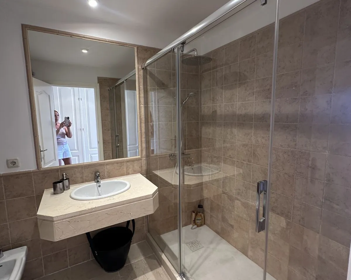 26c8926e-b419-4545-b9ce-5f2f77ee4bbf