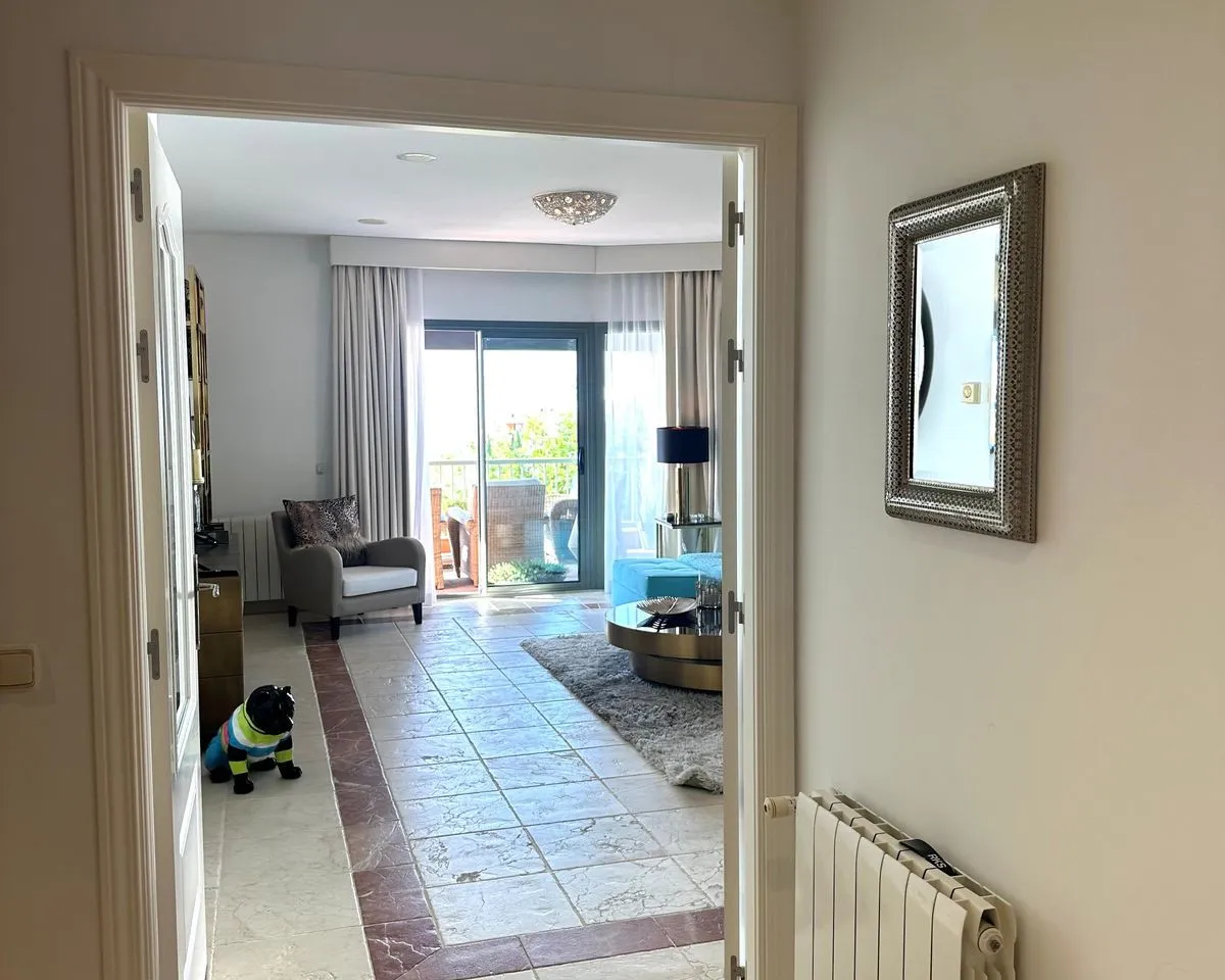 5d881e63-3ac1-4c4c-bcb4-9a175f844586