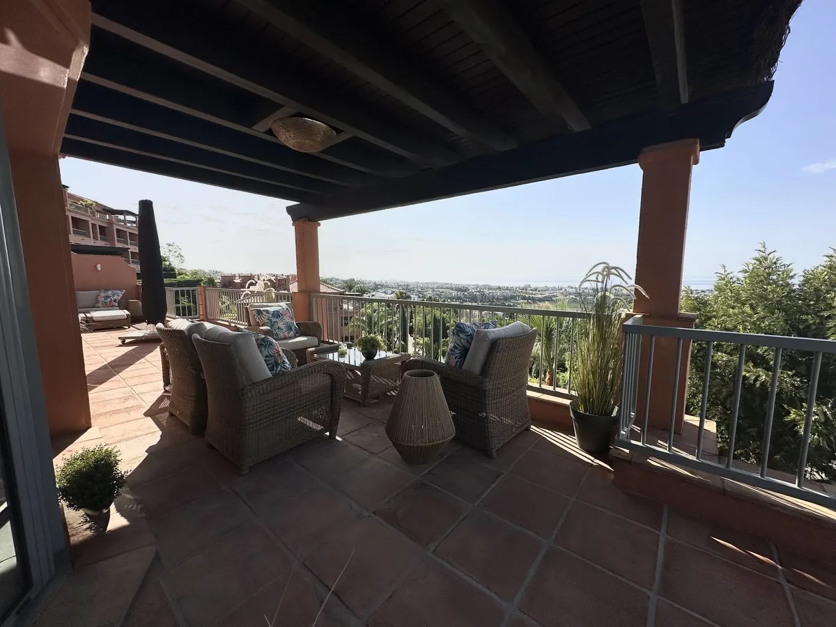 60077311-cb62-4aa7-9842-fbcaf875172b