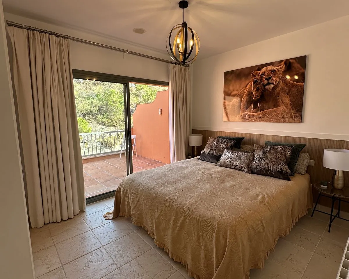 718b0de8-9656-412f-9664-b612e6d07992