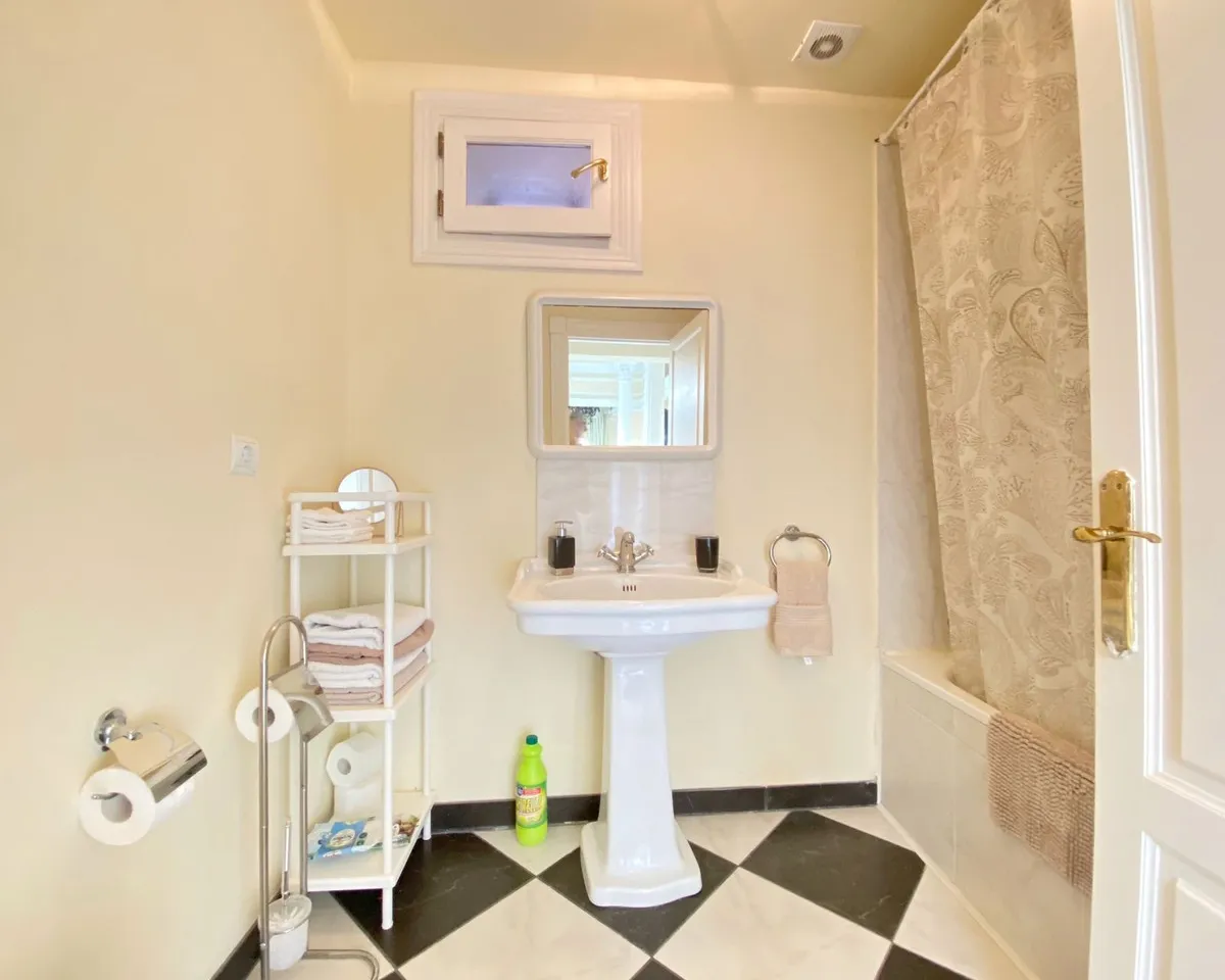 7b3393e5-3b65-4d3f-8561-1294d8469a02