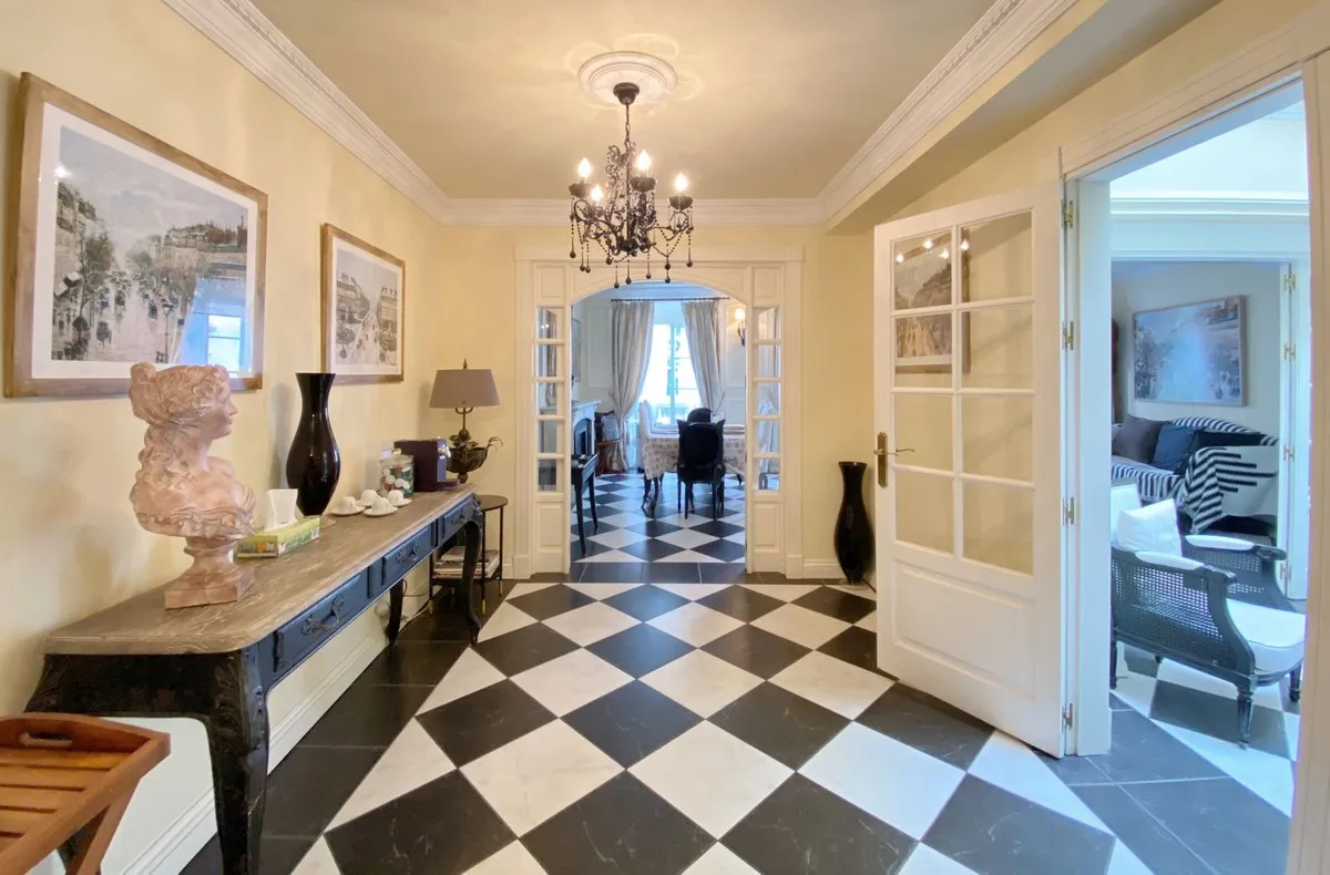 a9865b39-0909-46ad-947b-0b4cd34d6026