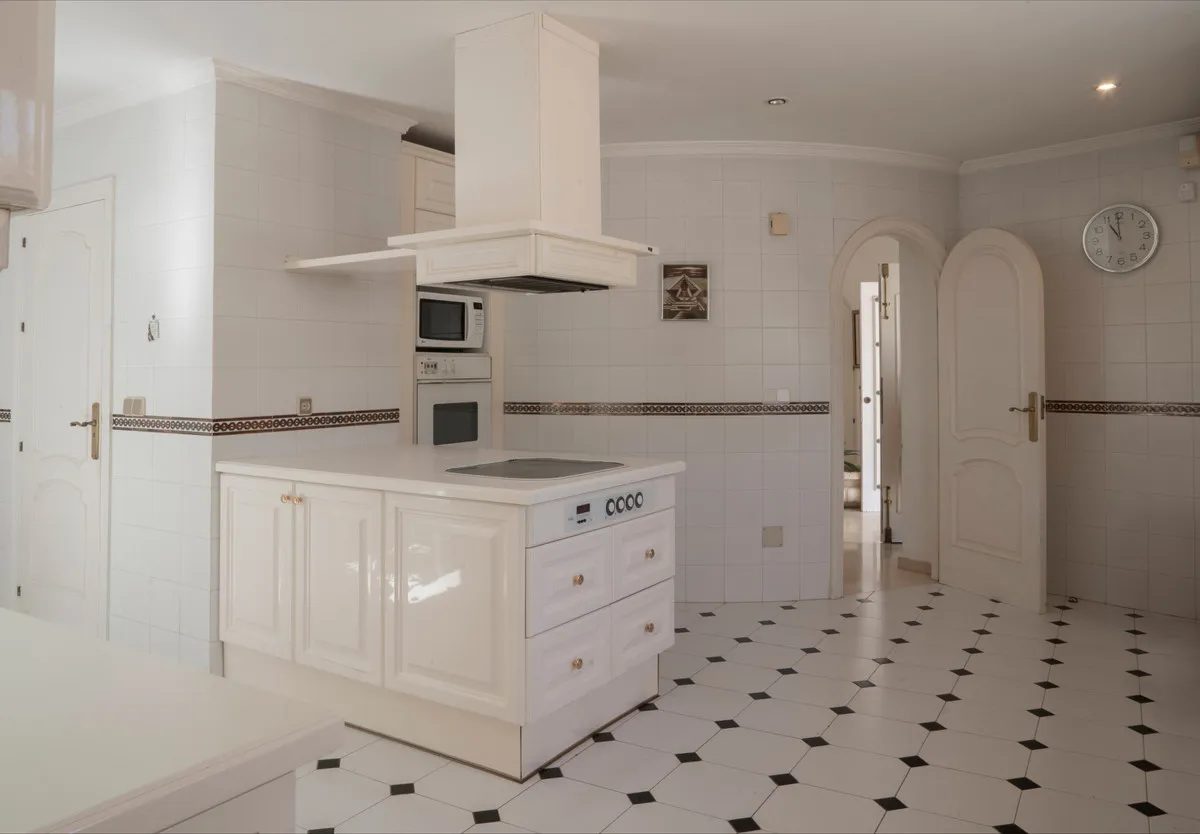 a739306c-4025-49ce-848d-3fb1b62a4faa