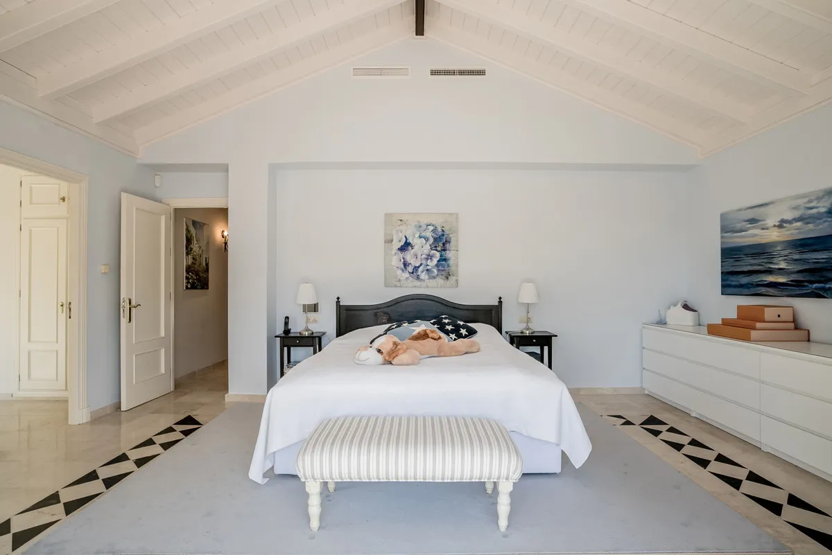 8cfa71f1-2c17-45f4-a7b9-78101bcfb5e1