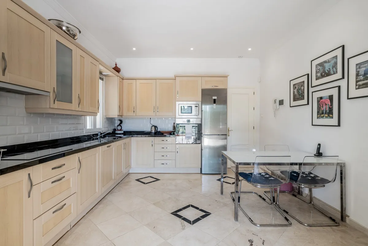 b1f34cdb-923e-41ea-970c-aa3cb4b01bc9