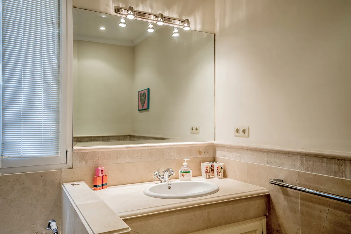 f8267c21-c542-4701-91f1-8f550c87ca07