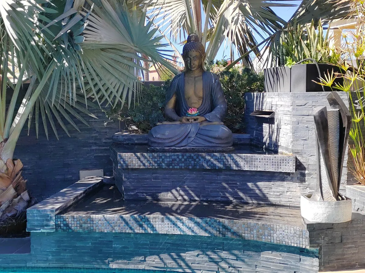 0ae4fe26-4575-4b0c-9557-68353f5dc0d1