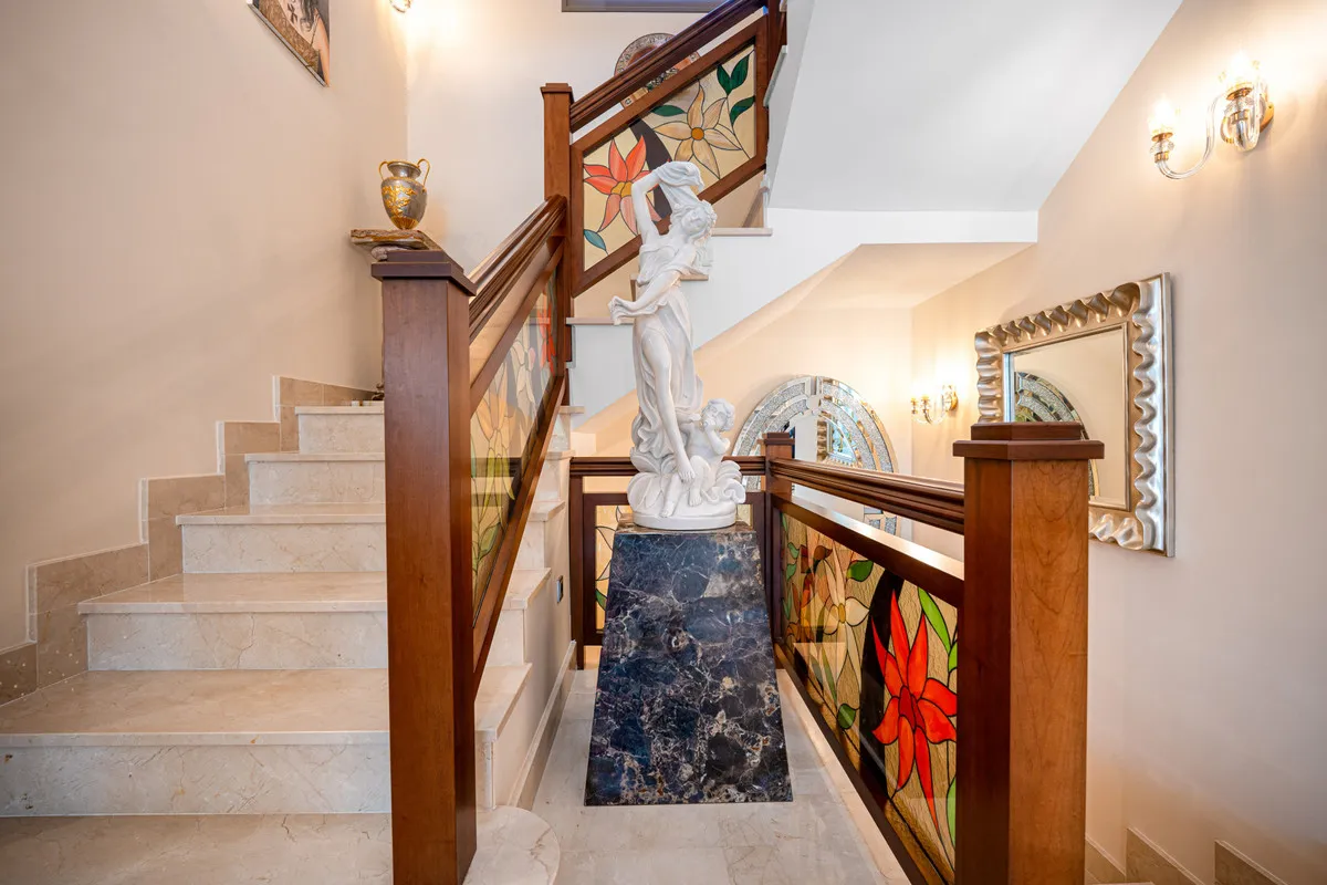 4cc77222-620a-4aec-8717-5c3c9b4881ea