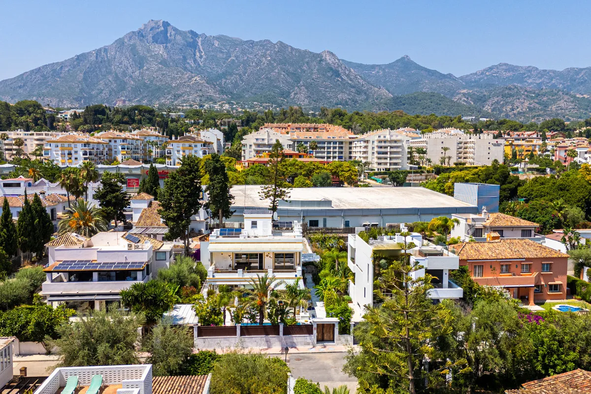 d86ee73f-22ec-4c48-adaa-3353e70f3959