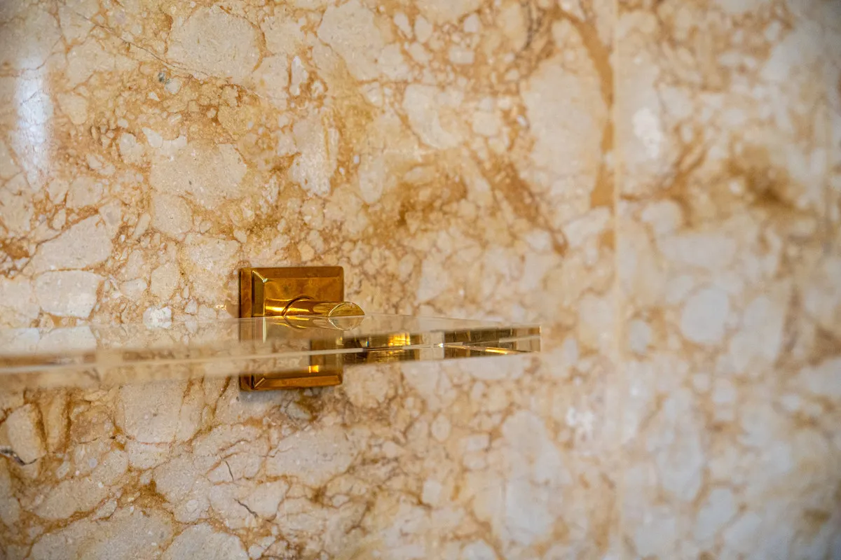 f708c86d-34fd-4075-94a1-1697645f3be0