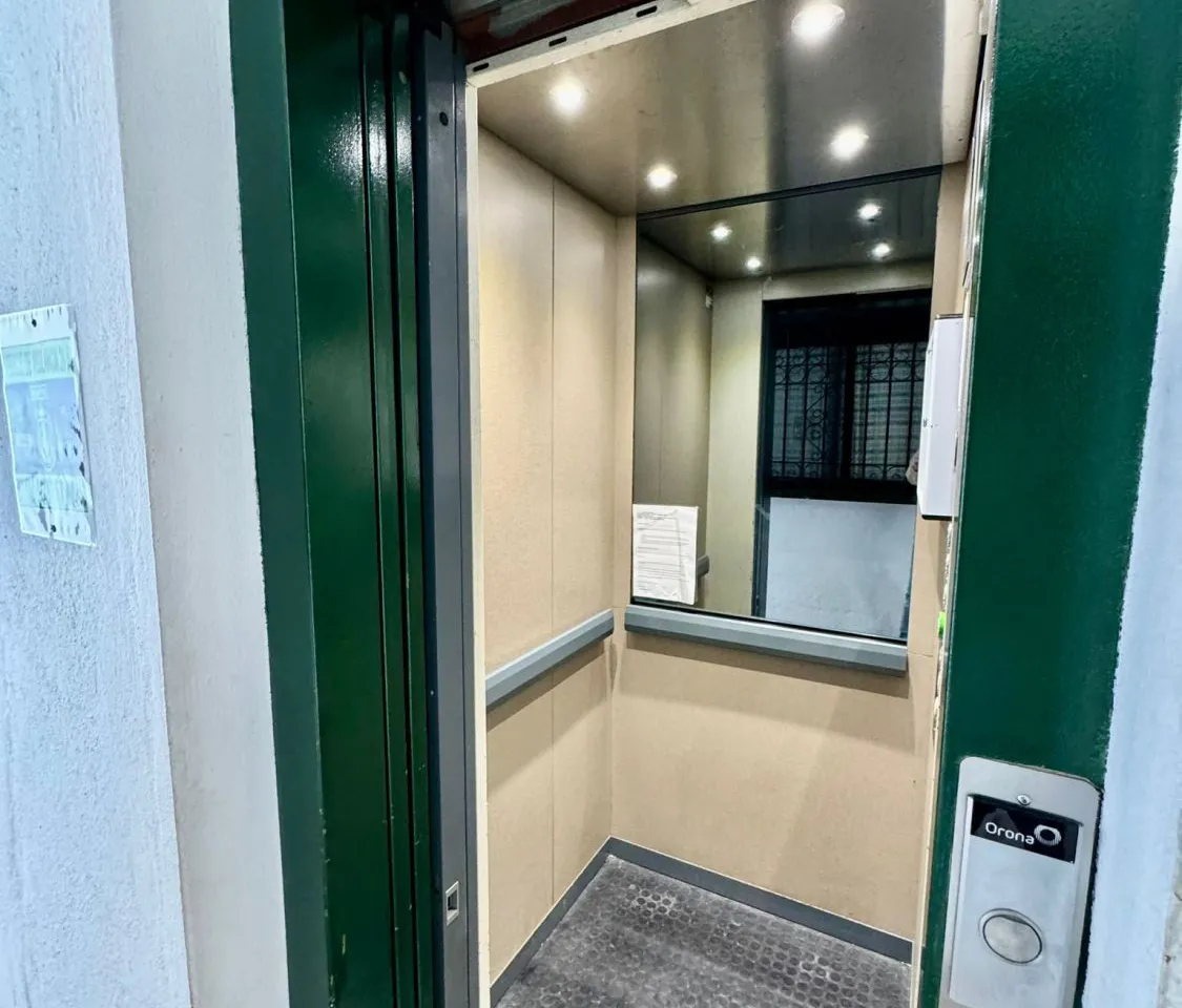 1980f36a-e5e5-4a74-9bb7-8a3cb42db6ce