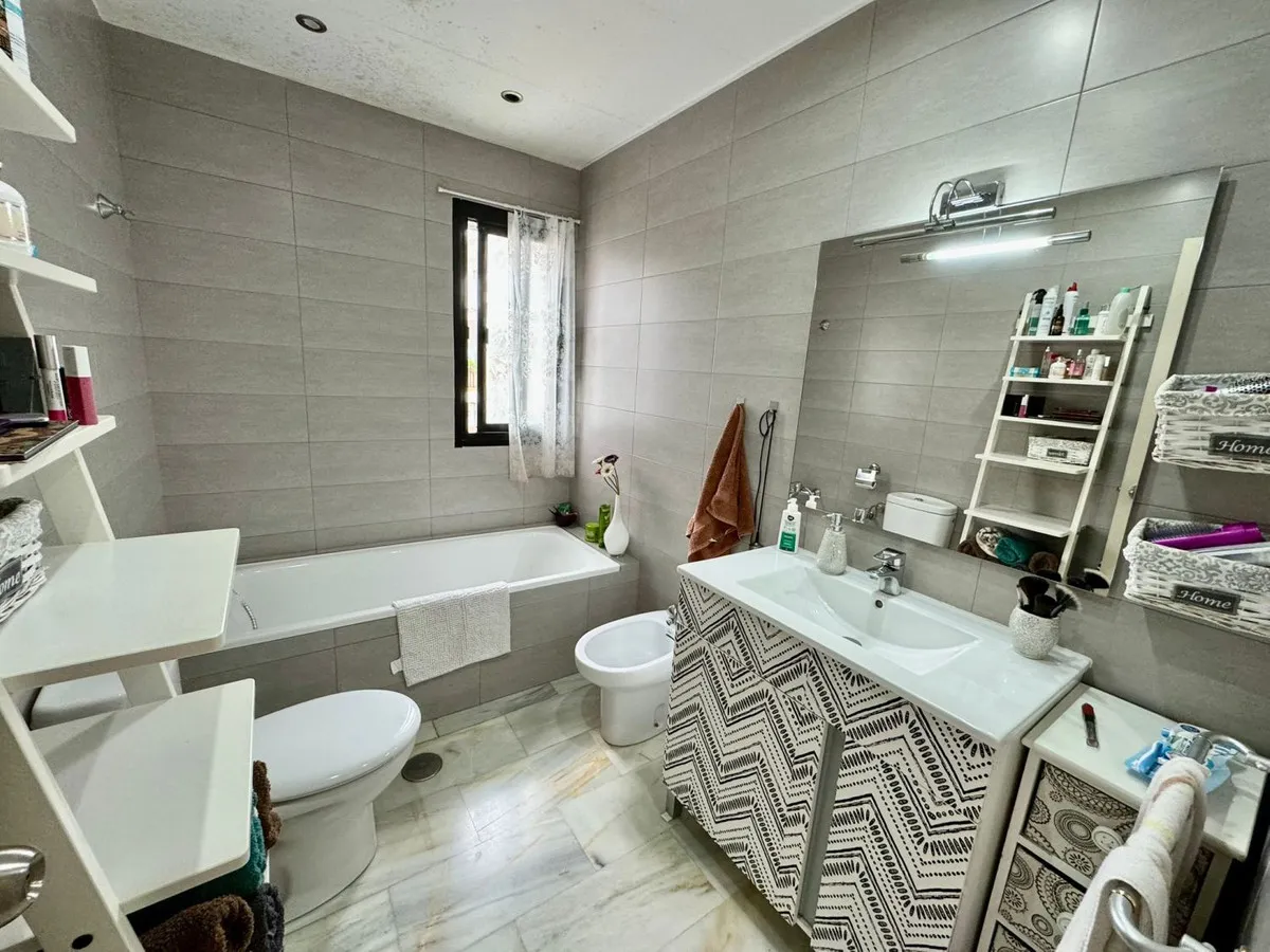 5f7f4364-1a39-4ba8-bcf8-f9c76440c850