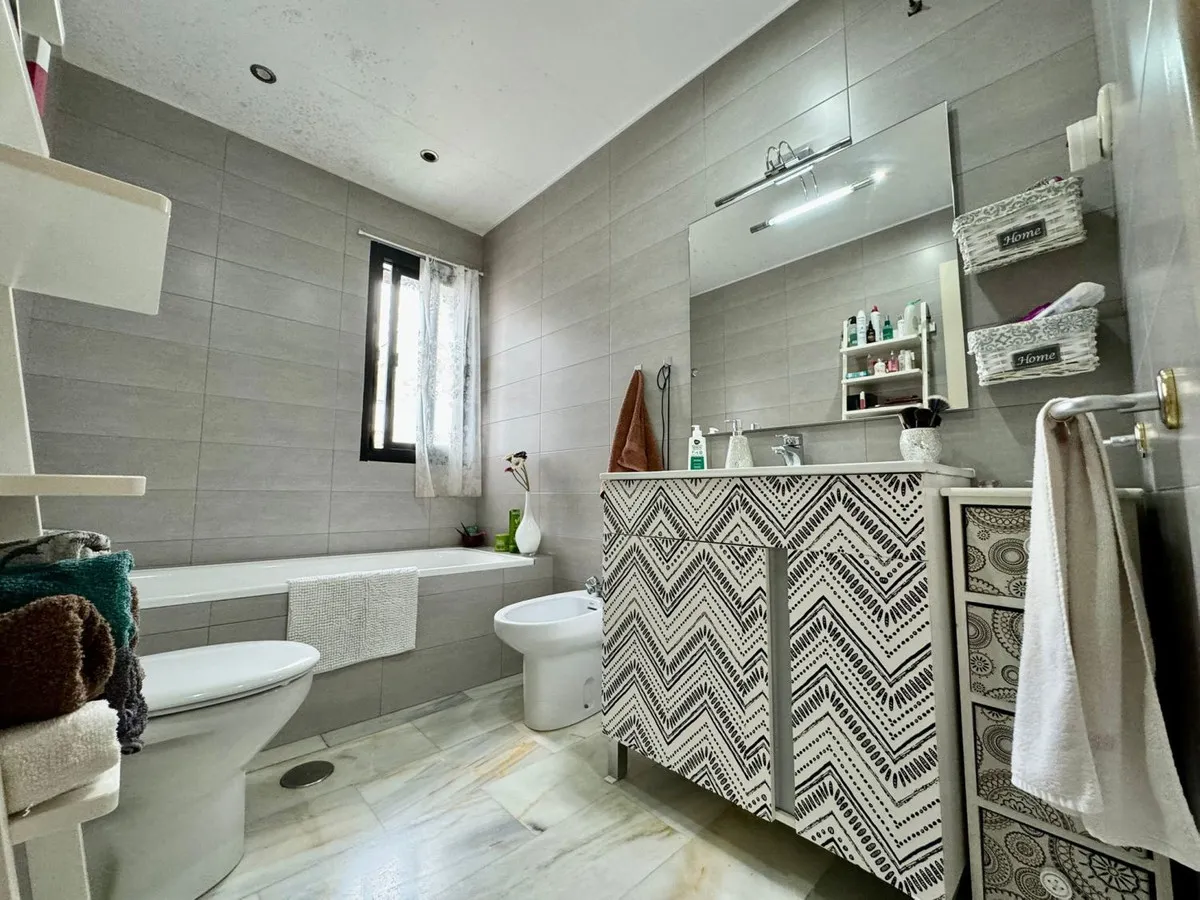 6e923919-b1ca-4518-8a53-42985fe8aa66