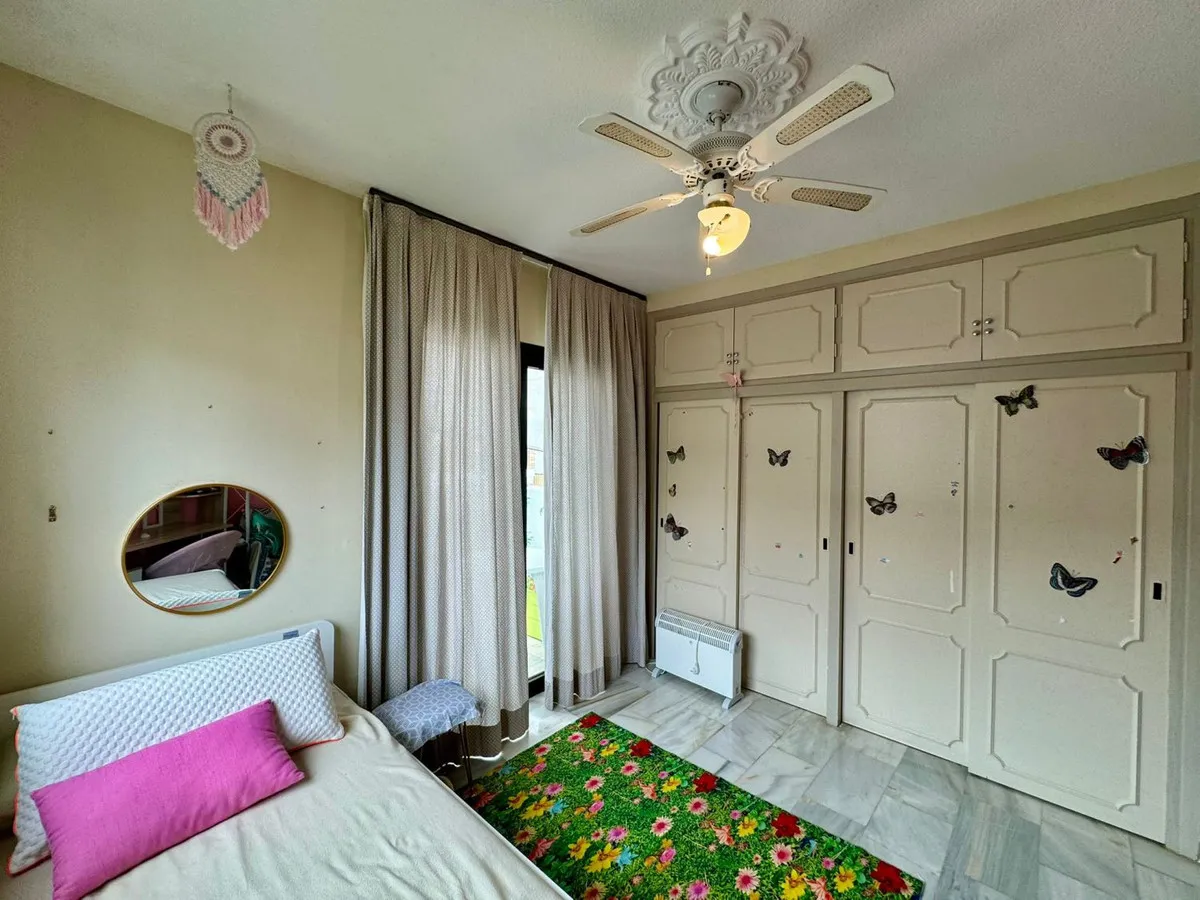 e44b041c-b065-4d03-a8a3-df1eb0e298e0