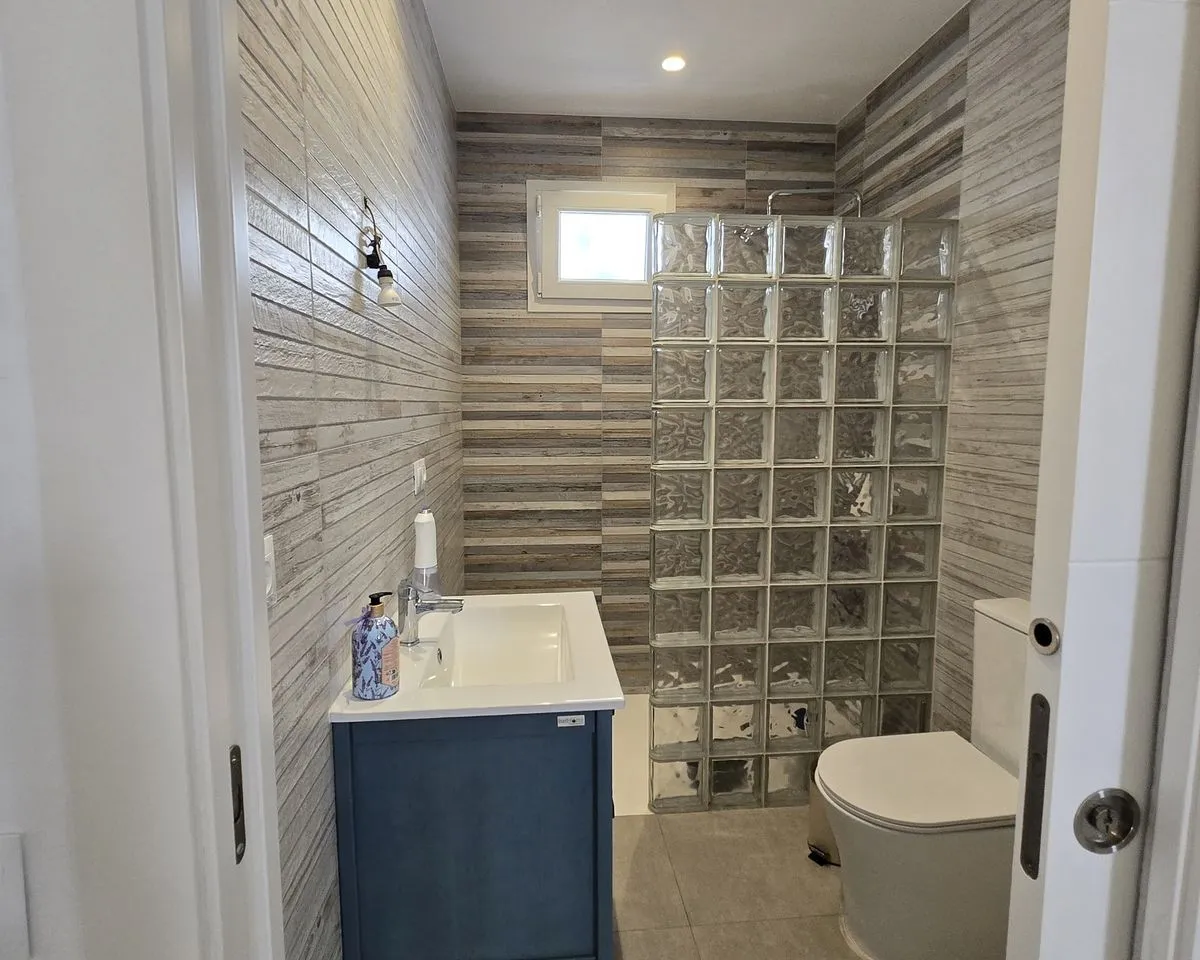 f3d5015c-1646-4bdc-9b5b-113f119b596c