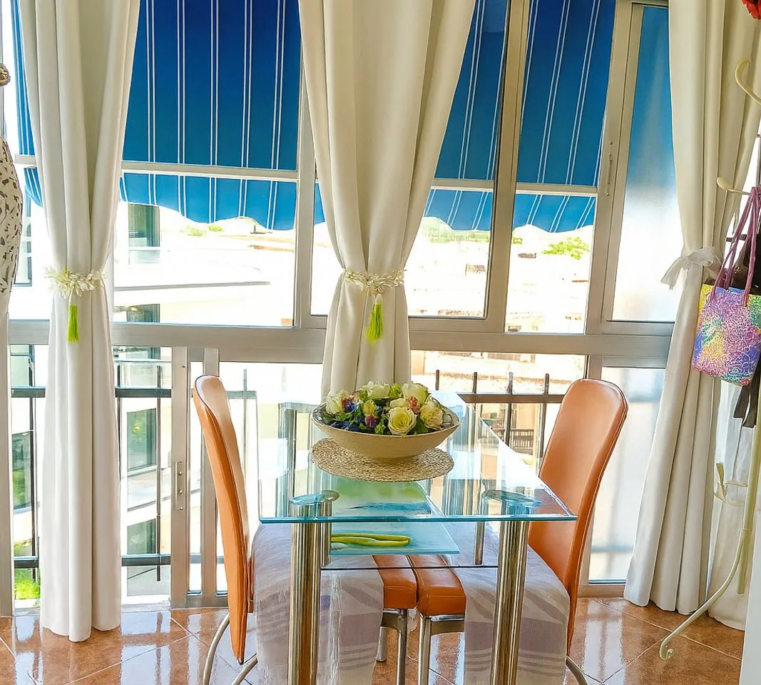 1f3e69c1-bc9e-4c9f-aa51-fce916938207