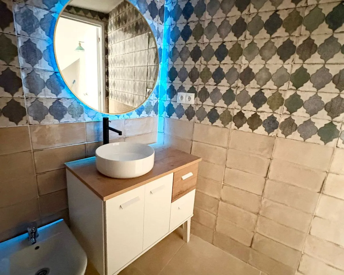 e69dc1a0-6ac9-4962-9e02-1e4516954584