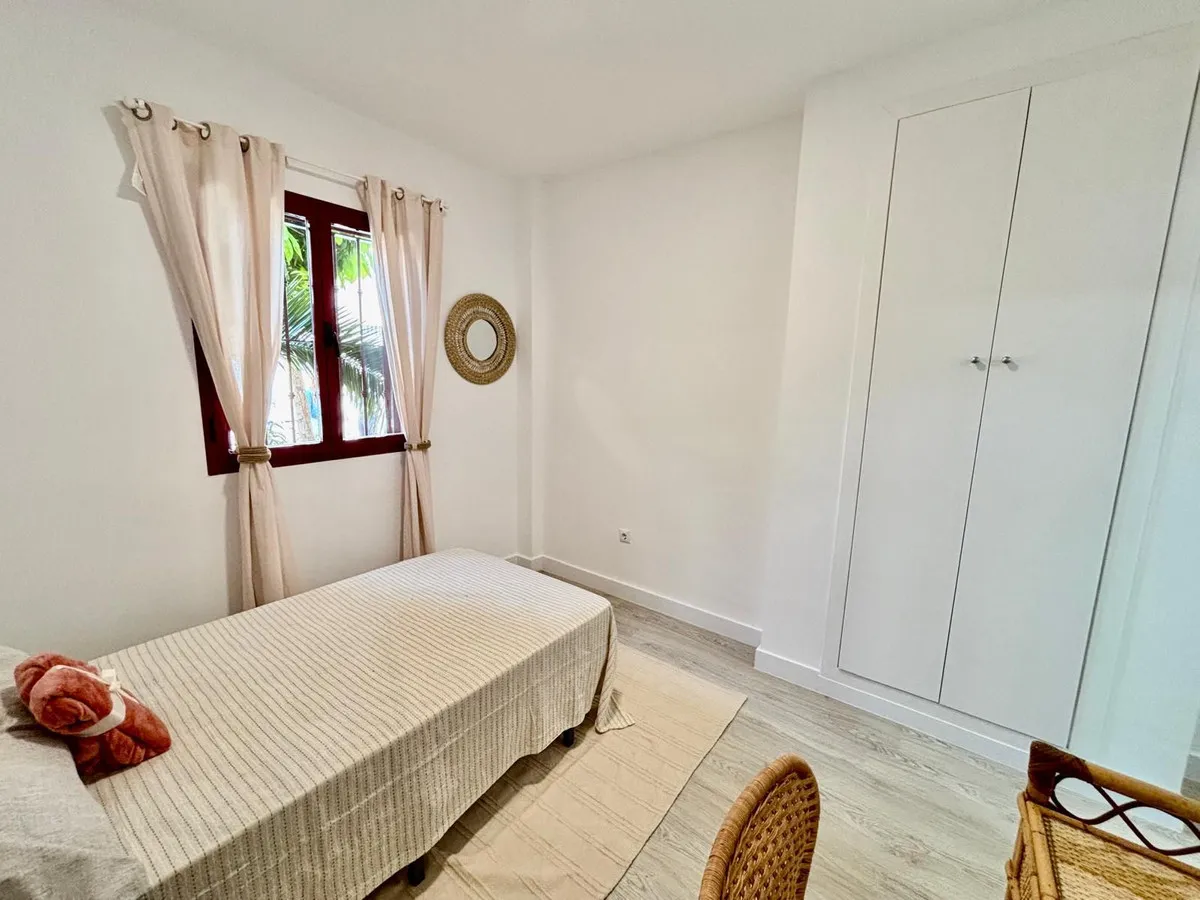 0b828bb1-130d-497a-b2a4-22703906199a