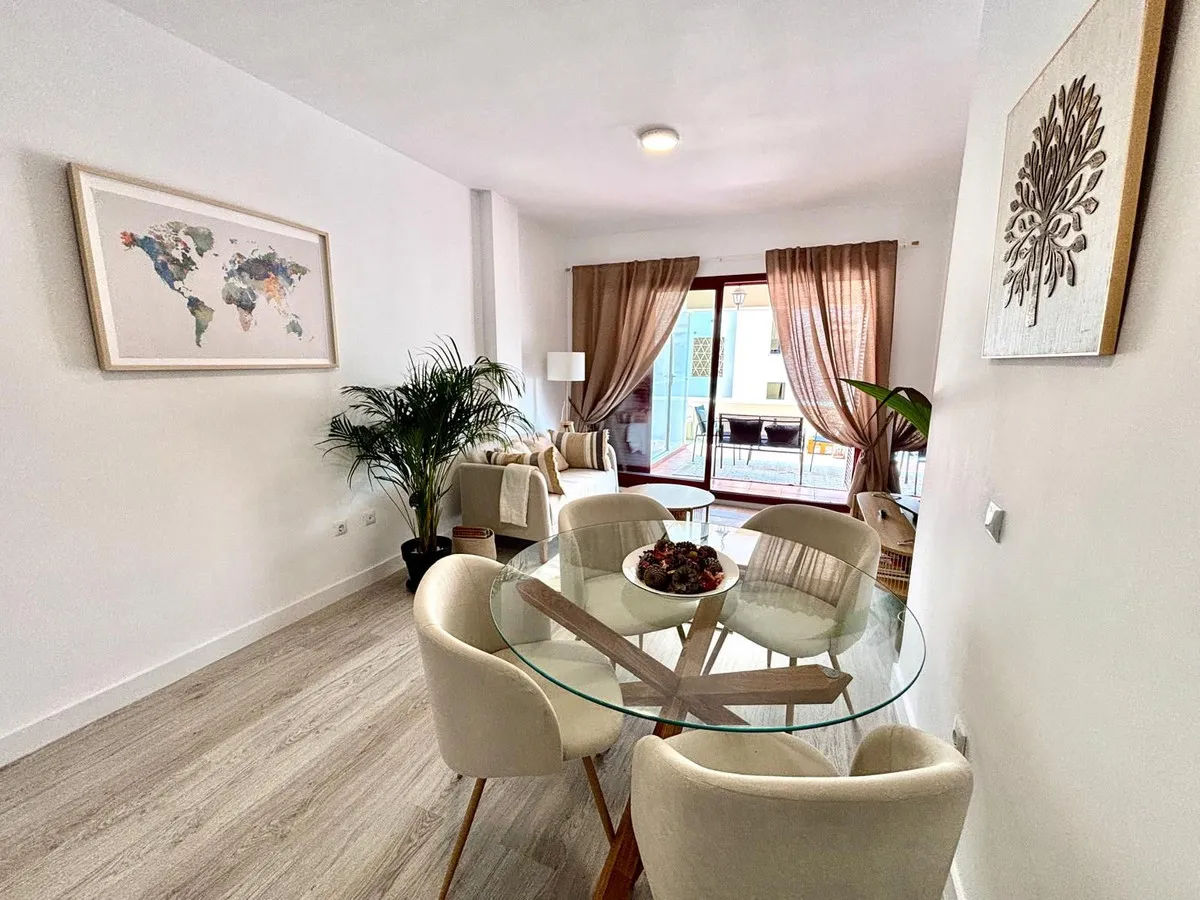 e54f7a52-416e-4a08-a3f1-cf929ff16b98