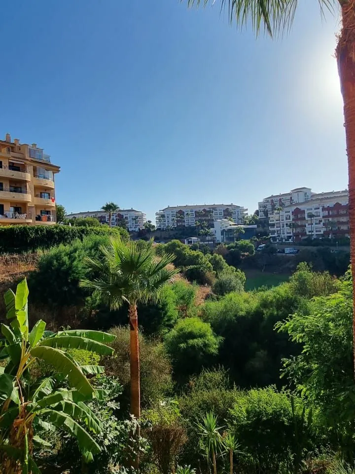 a725adf2-8635-4383-9e98-7d984cc2c4f3