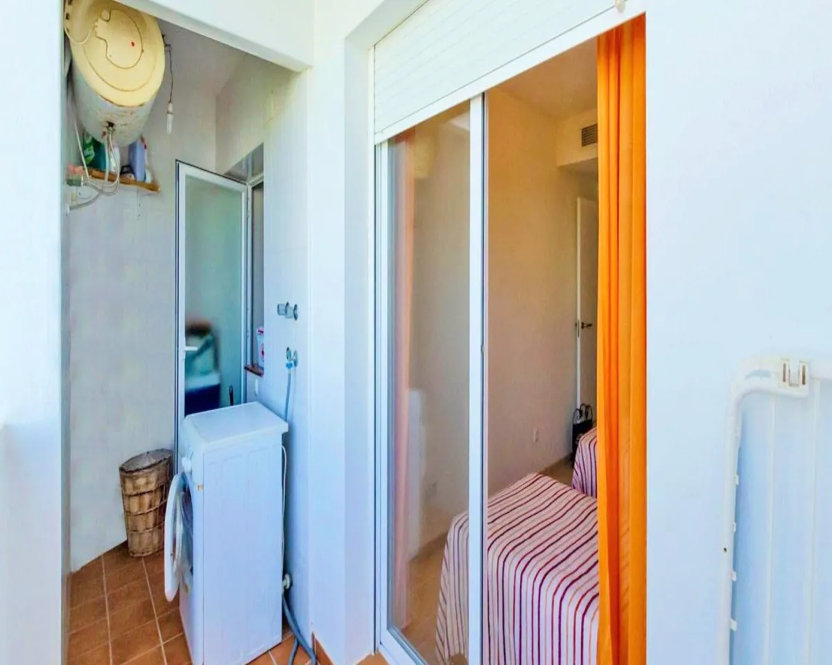 2e967060-4b0c-4e29-ae45-7de2ce5a61f5