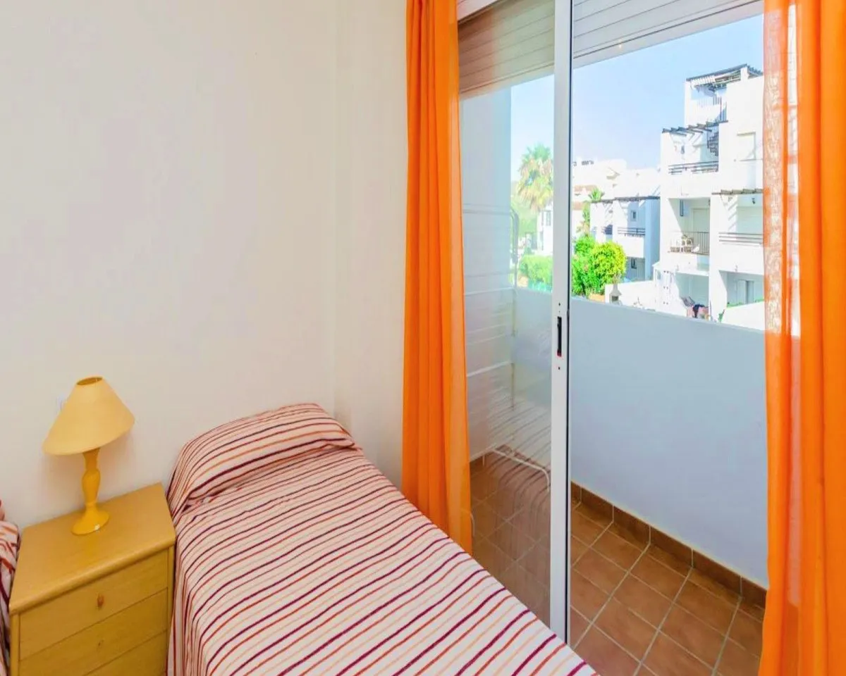 b648404e-3d3b-4594-9746-a3c4ab32c8ca