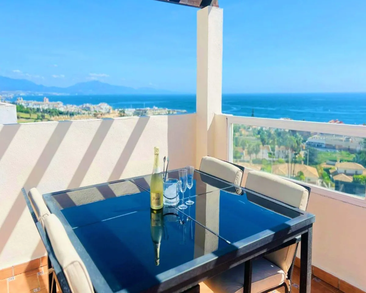 c5d0d15b-5157-43e0-ba71-ca7a26483415