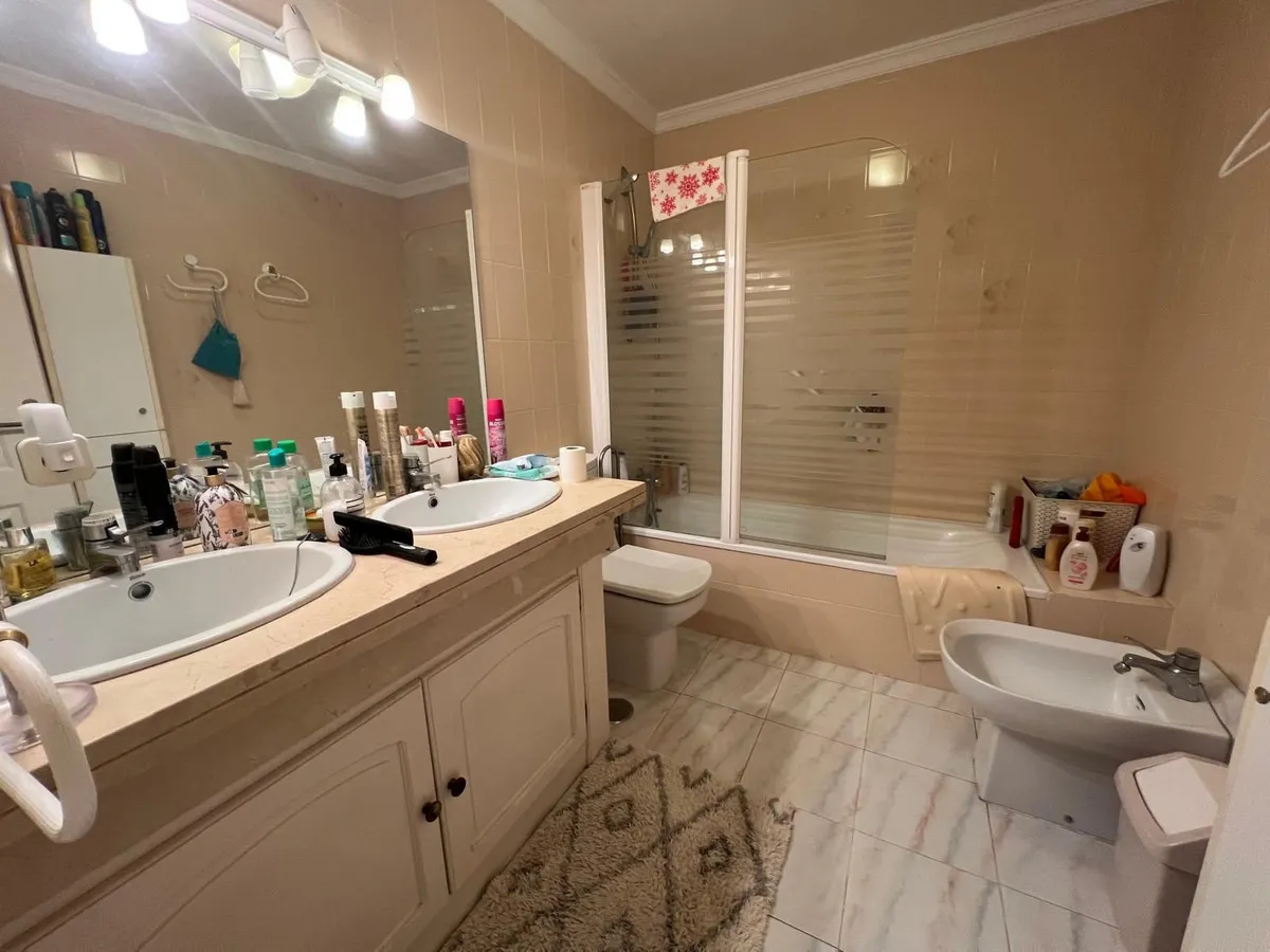 8e40c797-0e21-4095-8cf1-242505253e20