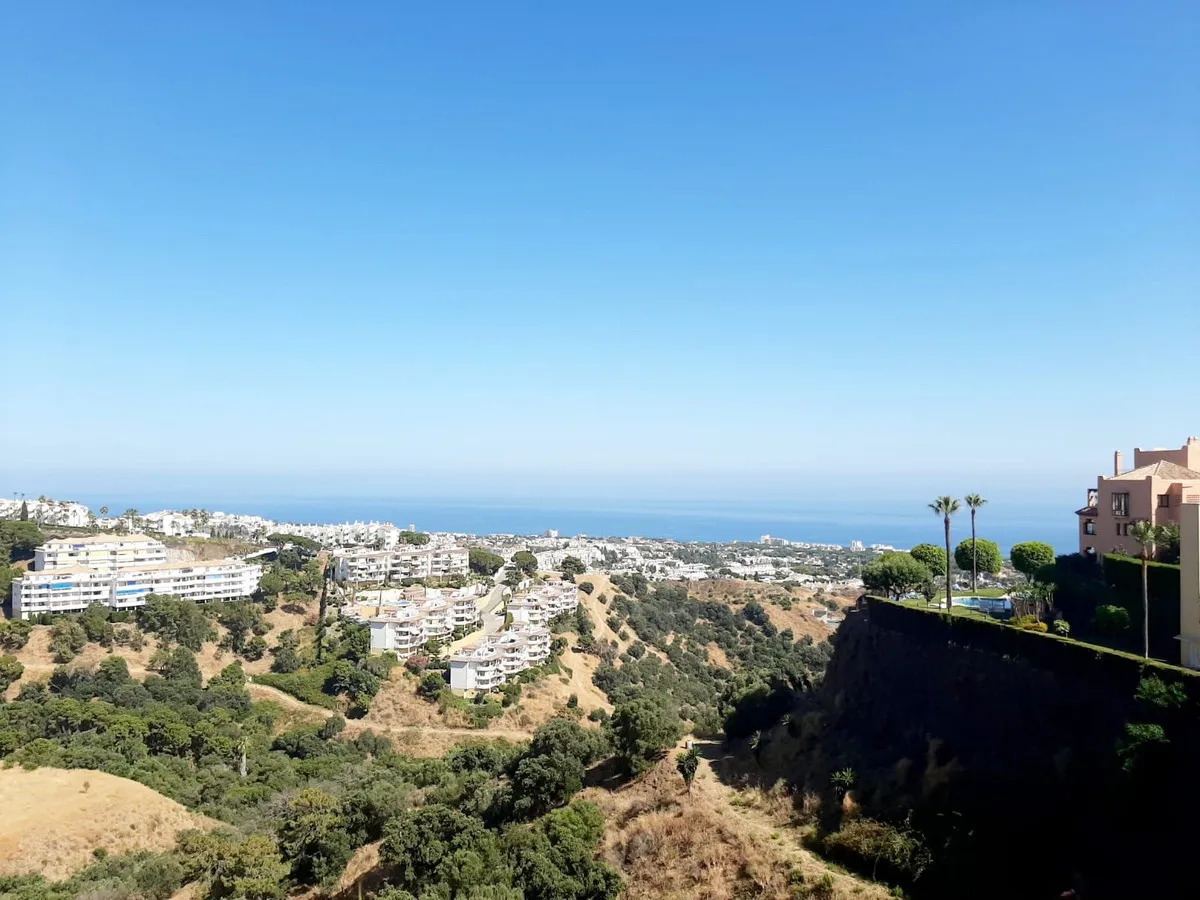 a0d6cad9-6c10-4476-b21c-7de13630b7cc