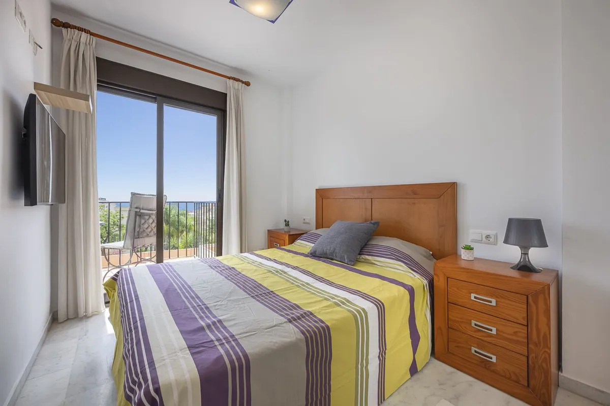 0b75eb76-5782-4131-a35e-b8024015cd61