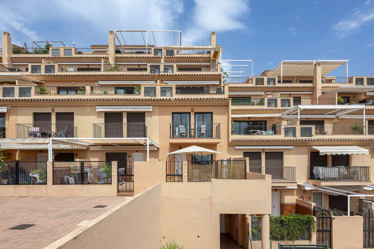 324c2b3d-aa18-47c9-ac6d-8e548baafe71