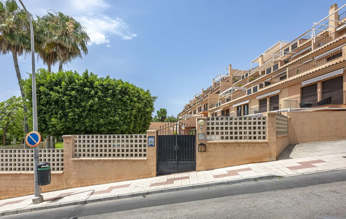 6e1fc234-99cb-44d0-9c72-88ca5600bfb8