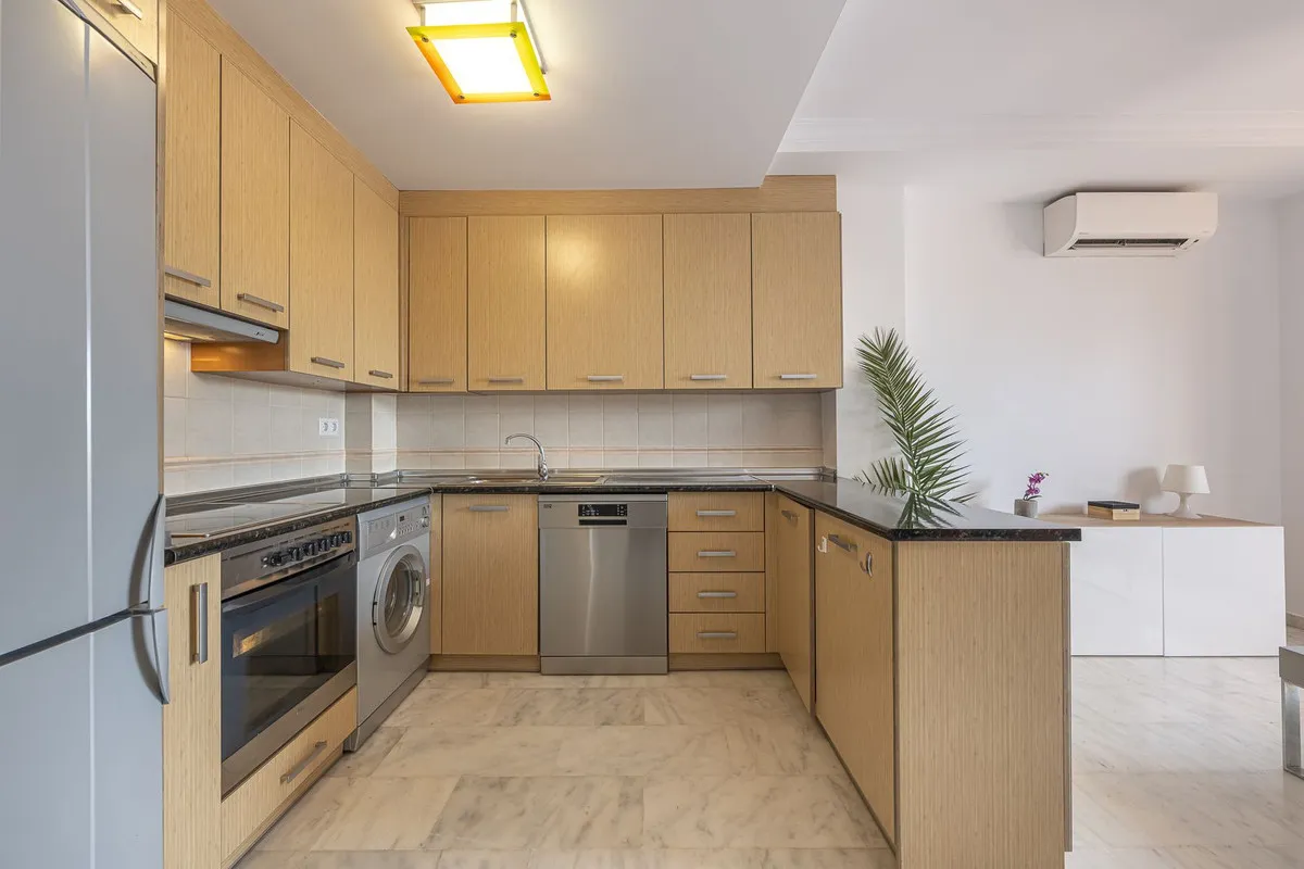 a0183623-dd81-4214-9e60-9d0d33545bef